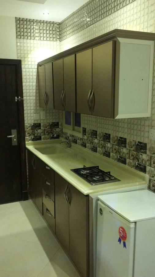 Ruoof Furnished Units Apartment Даммам Экстерьер фото